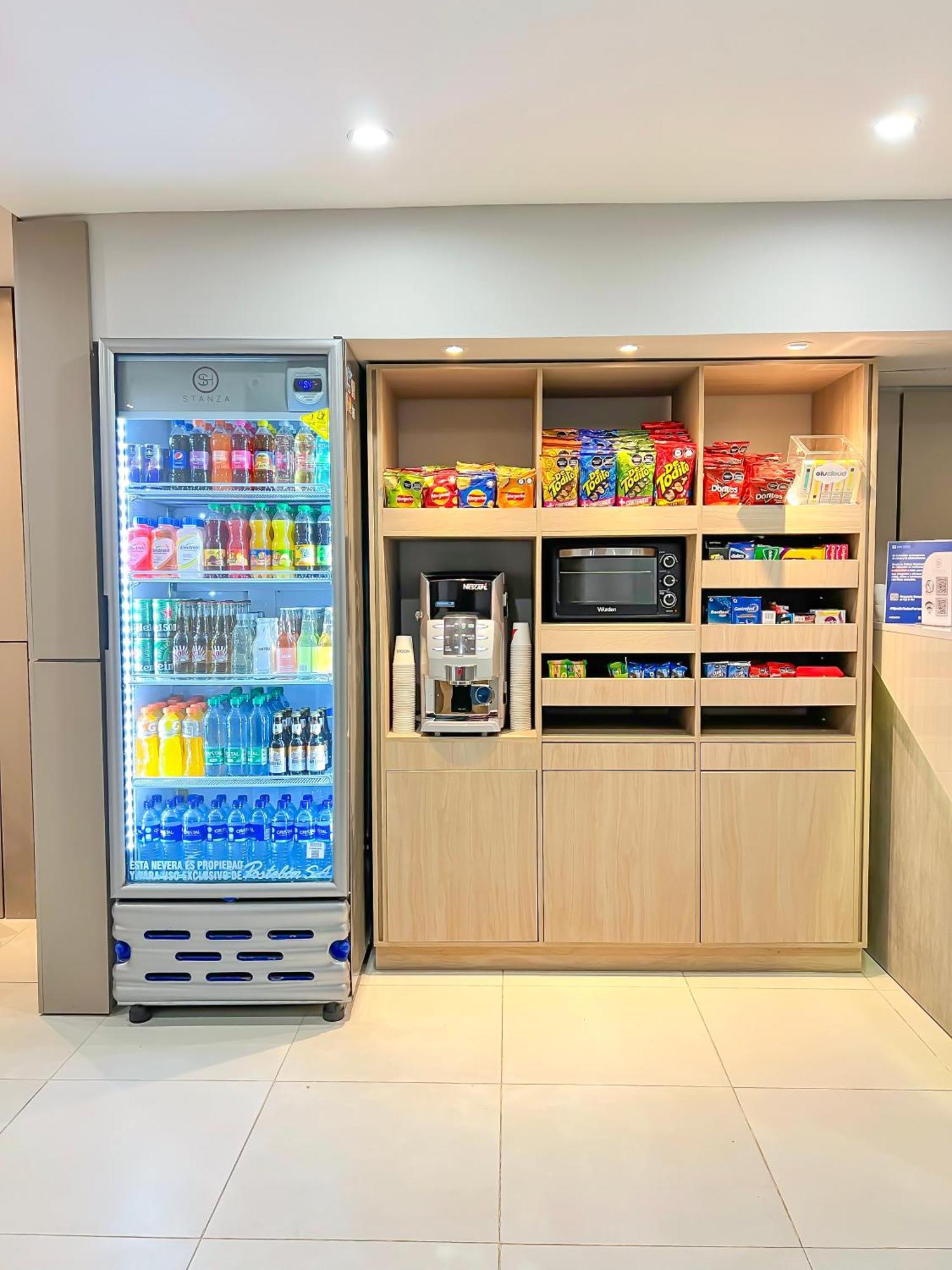 Stanza Hotel Монтерия Экстерьер фото