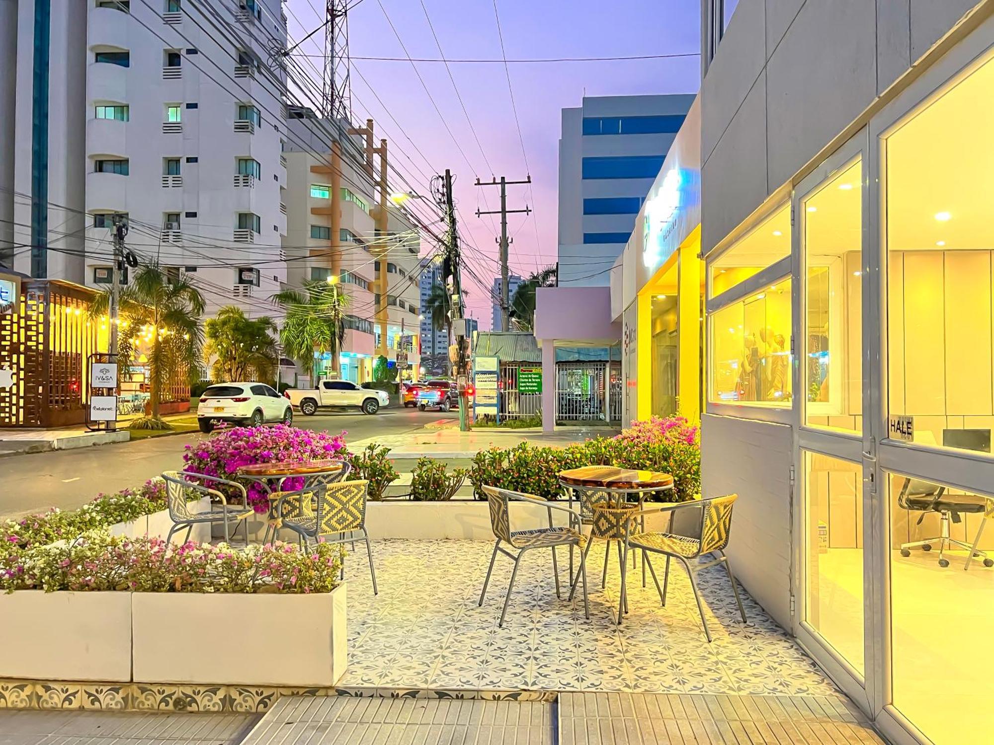 Stanza Hotel Монтерия Экстерьер фото