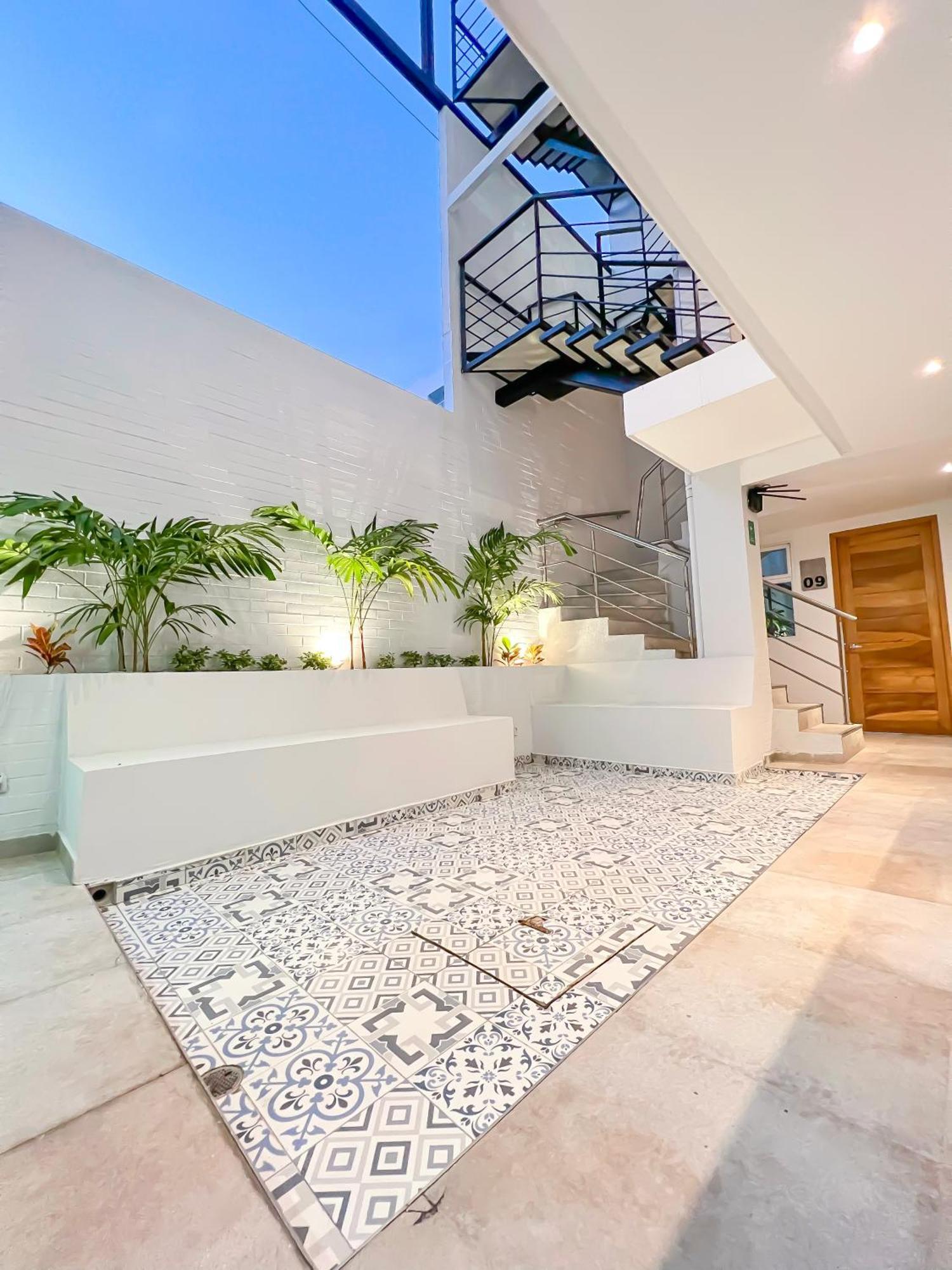Stanza Hotel Монтерия Экстерьер фото