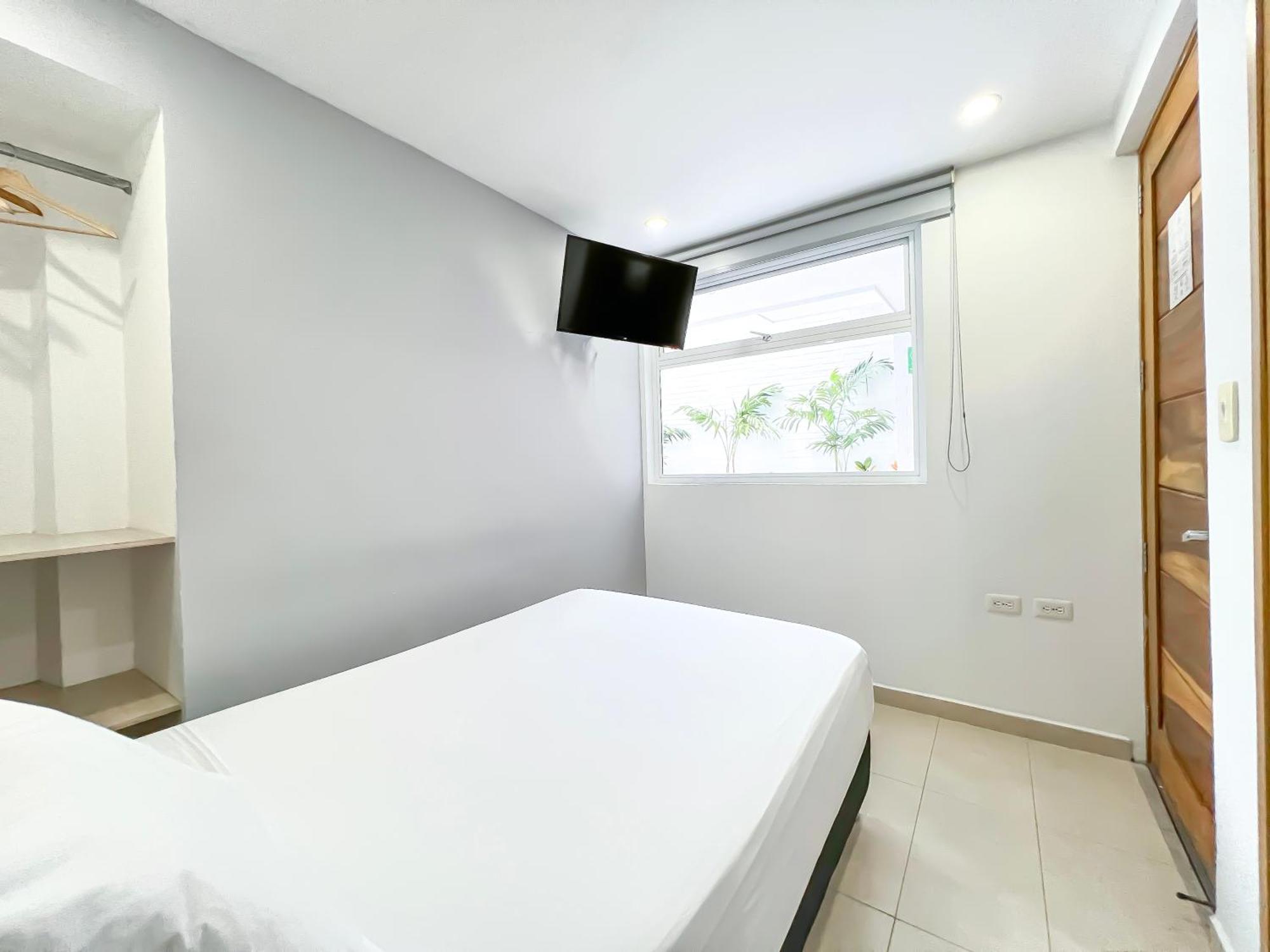 Stanza Hotel Монтерия Экстерьер фото